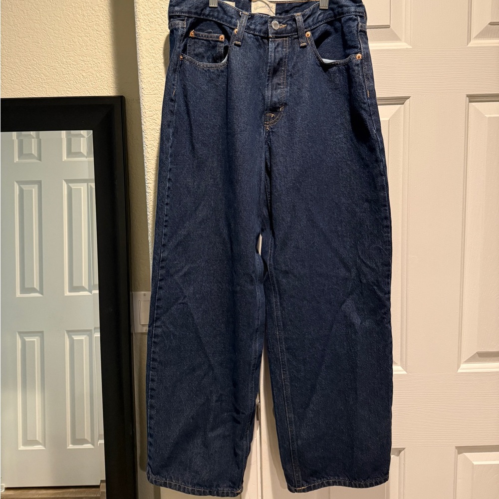 Universal Thread Women’s Mid Rise 90’s Baggy Denim Jeans - Size 8 Dark Wash